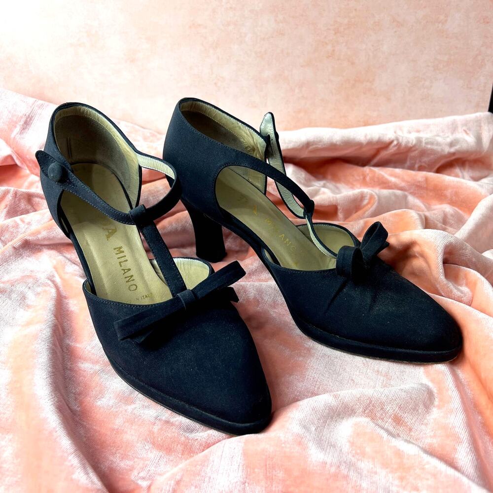 Prada black suede strappy heel with bow size 37 fit 7 or 7.5 vintage 80s 90s